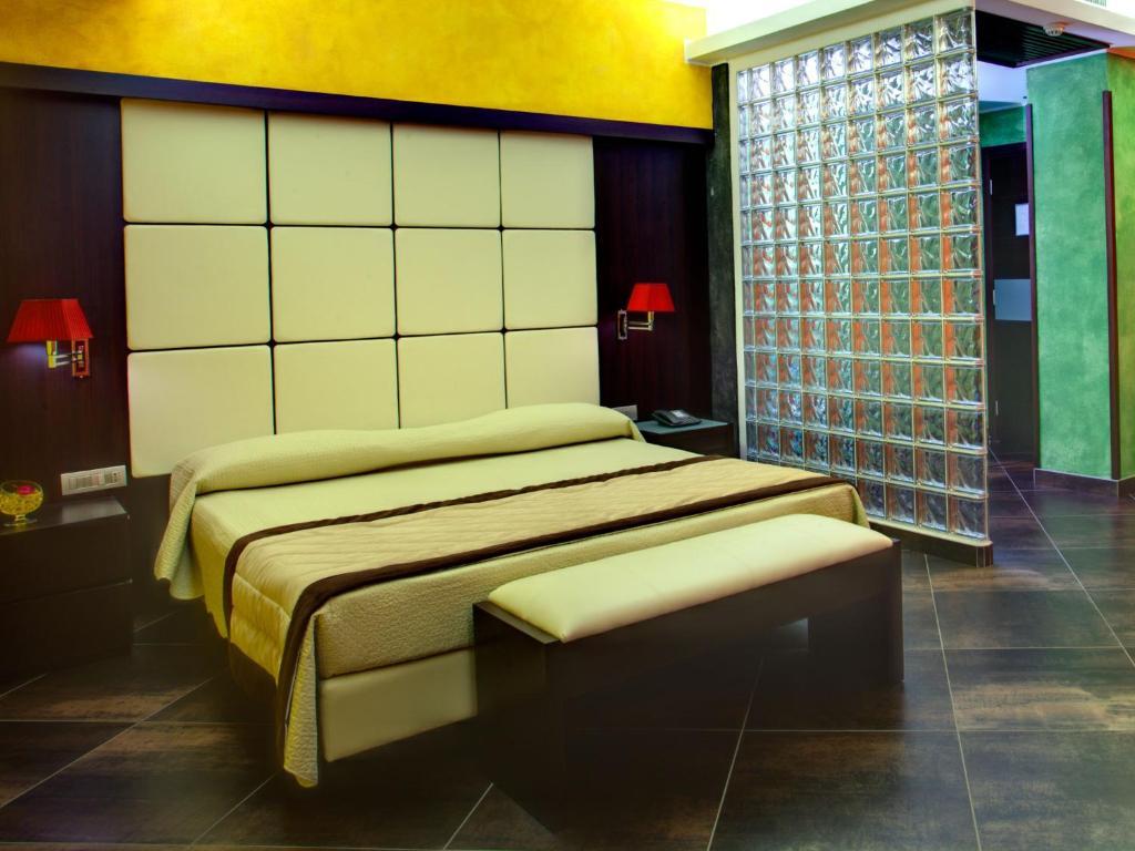 Abalon Hotel