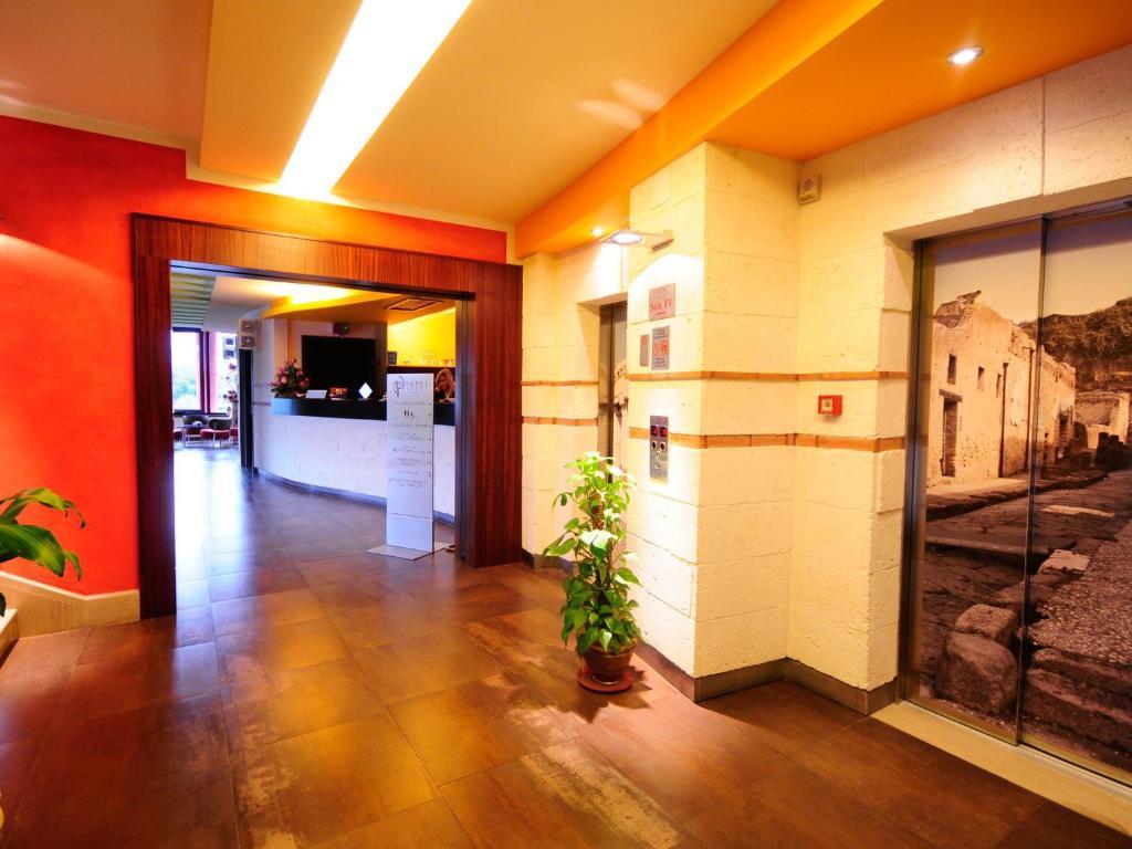 Abalon Hotel