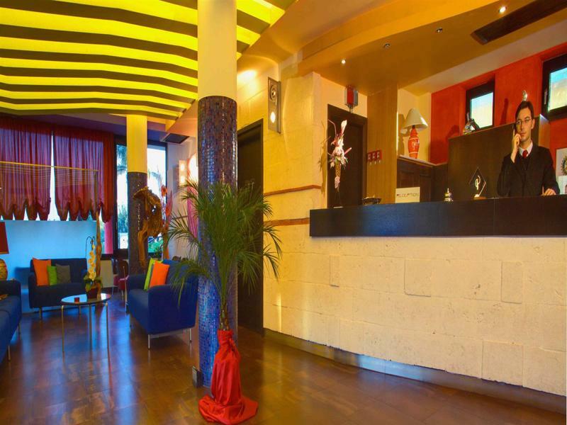 Abalon Hotel 4*